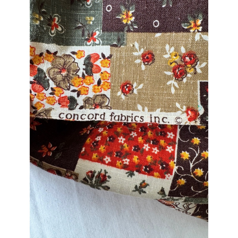 Vintage Patchwork Cotton Shower & Window Curtain Set Floral 70s Calico Pront - Picture 3 of 12